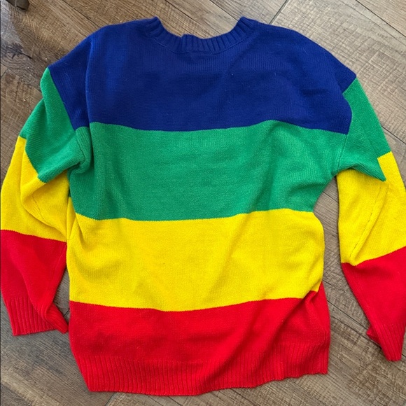 Snoopy Sweater - Picture 2 of 2